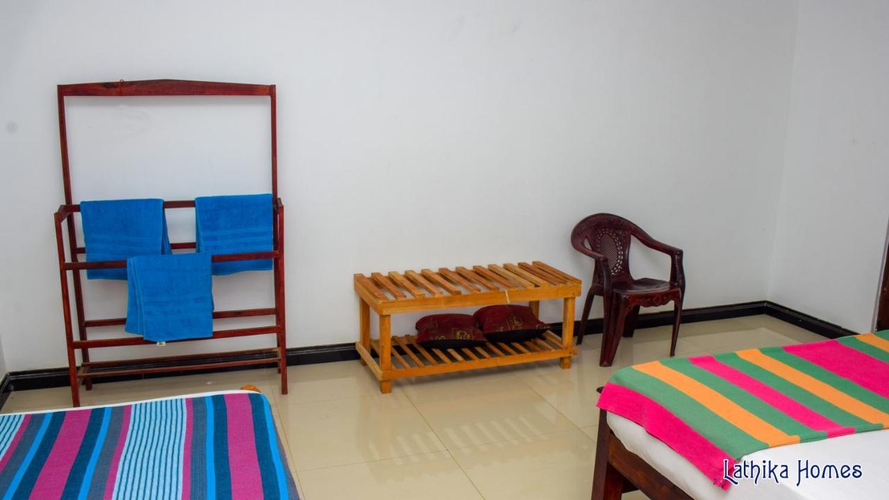 Lathika Homes 锡吉里亚 外观 照片